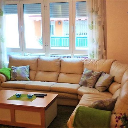 Downtown With Wifi & Tv Box Apartment Торевиеха Екстериор снимка