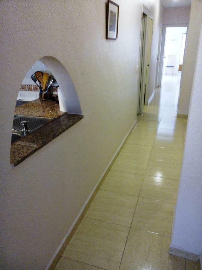 Downtown With Wifi & Tv Box Apartment Торевиеха Екстериор снимка