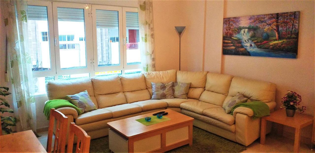 Downtown With Wifi & Tv Box Apartment Торевиеха Екстериор снимка